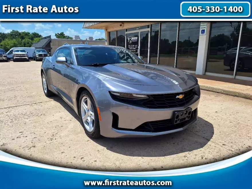 2020 Chevrolet Camaro 1LT photo 1