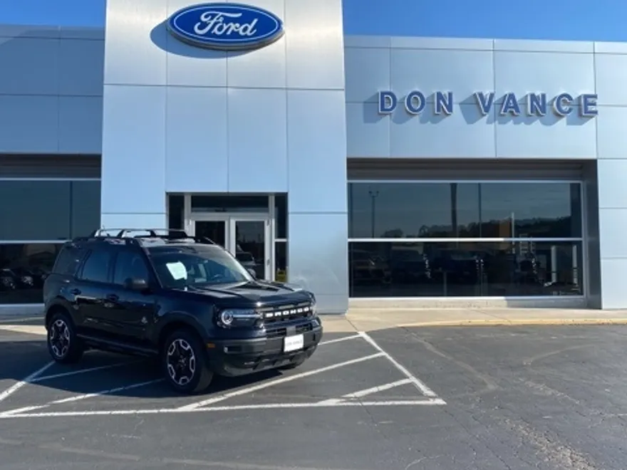 2022 Ford Bronco Sport Outer Banks photo 1