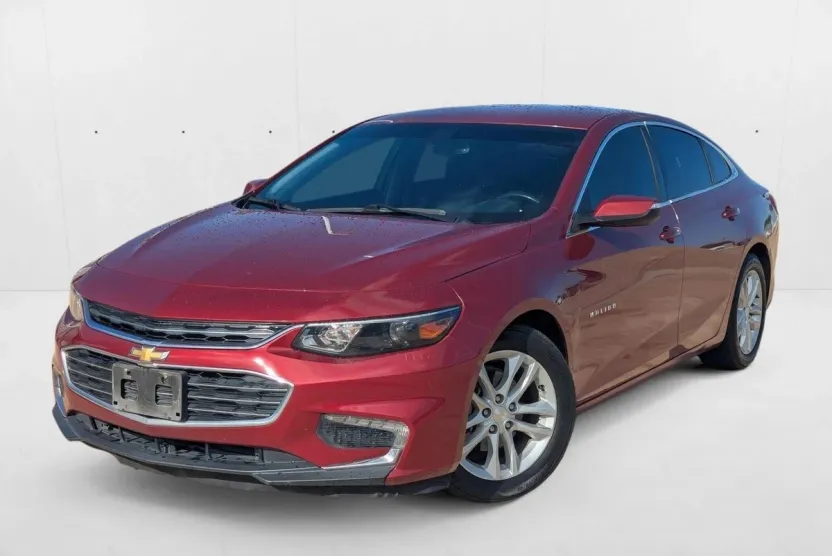 2018 Chevrolet Malibu 1LT photo 1