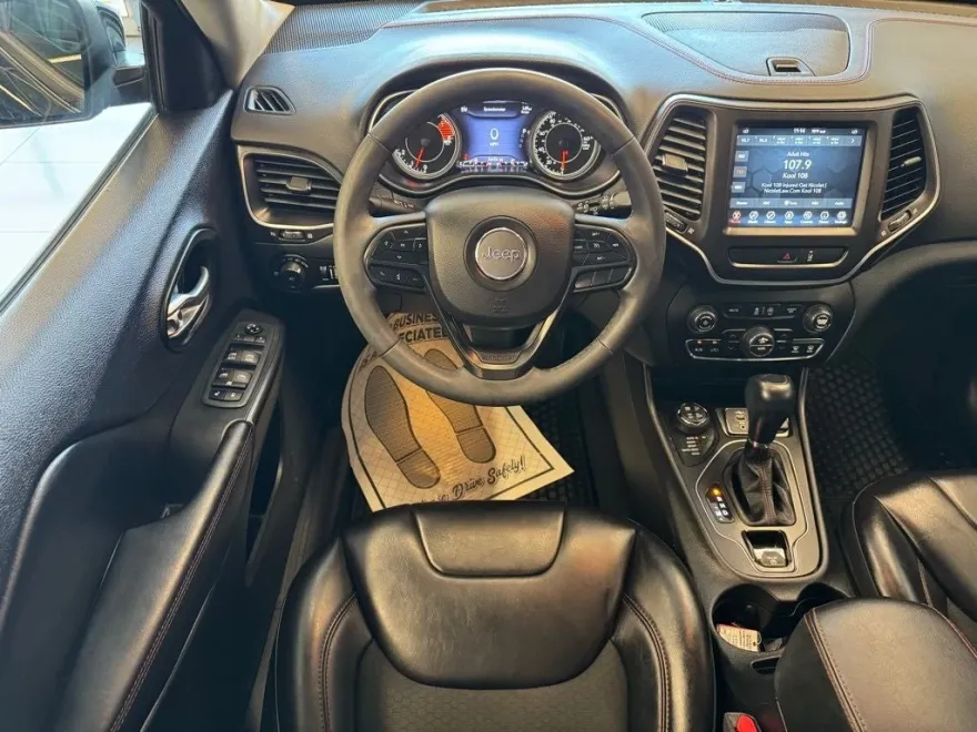 2022 Jeep Cherokee Trailhawk photo 14