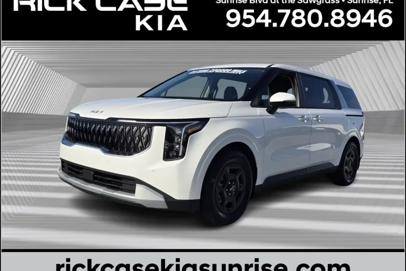 2026 Kia Carnival LX photo 1