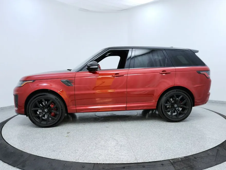 2019 Land Rover Range Rover Sport SVR photo 1