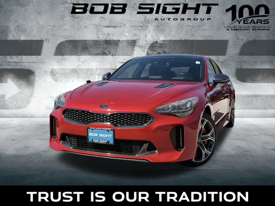 2018 Kia Stinger GT2 photo 1