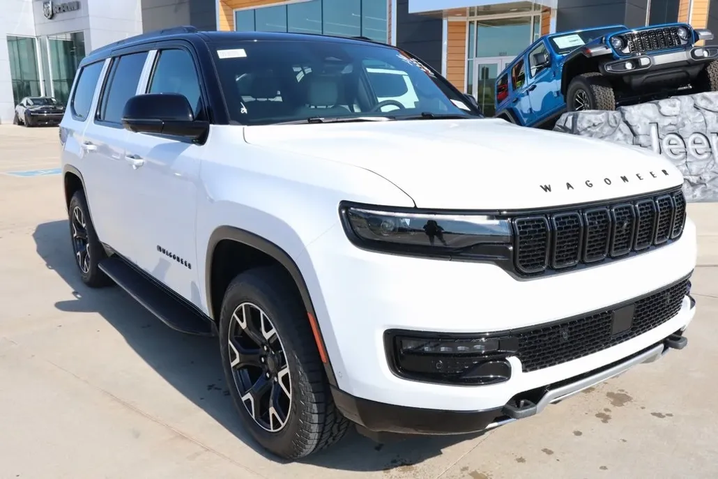 2025 Jeep Wagoneer Series II photo 1