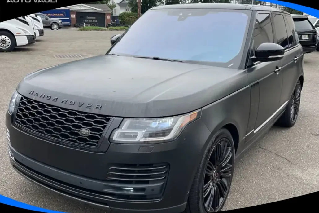 2018 Land Rover Range Rover HSE photo 1