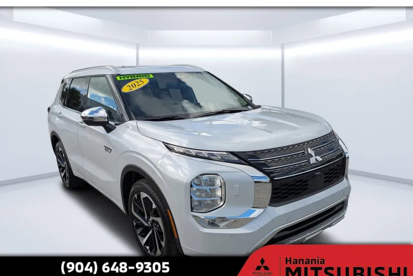 2025 Mitsubishi Outlander SEL Platinum GT photo 1