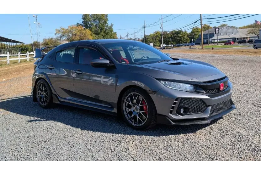 2018 Honda Civic Type R Touring photo 1
