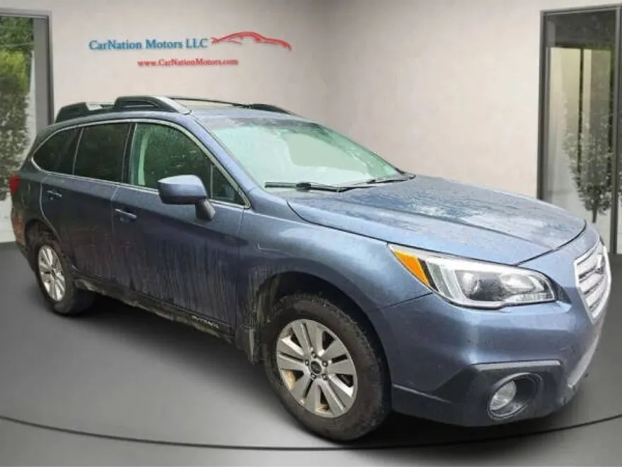 2017 Subaru Outback 2.5i Premium photo 1