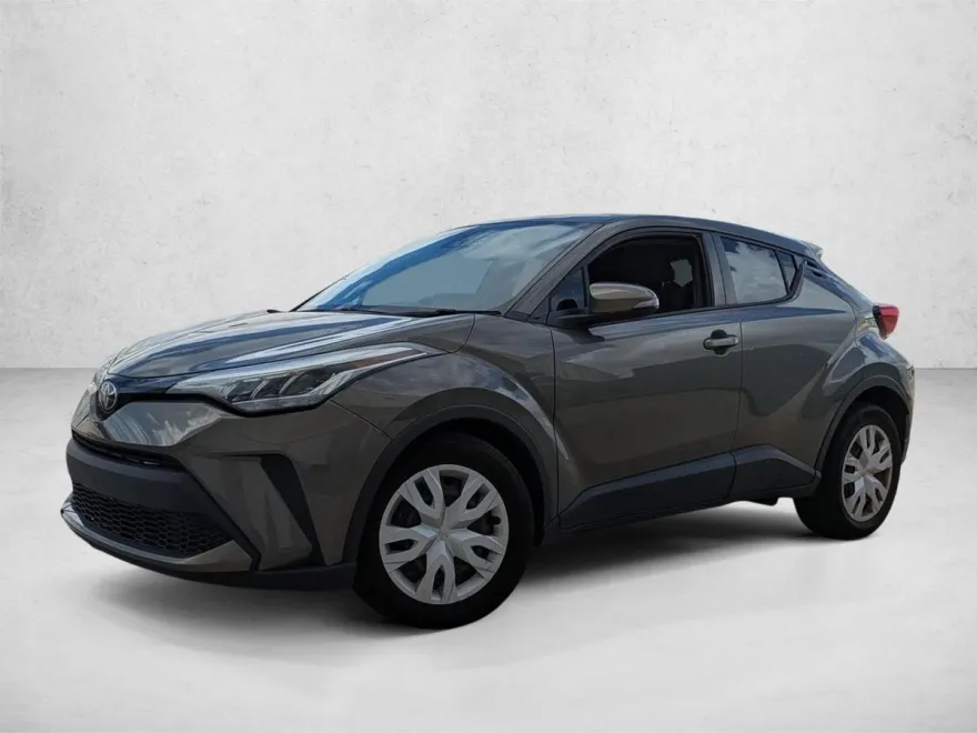 2021 Toyota C-HR LE photo 1
