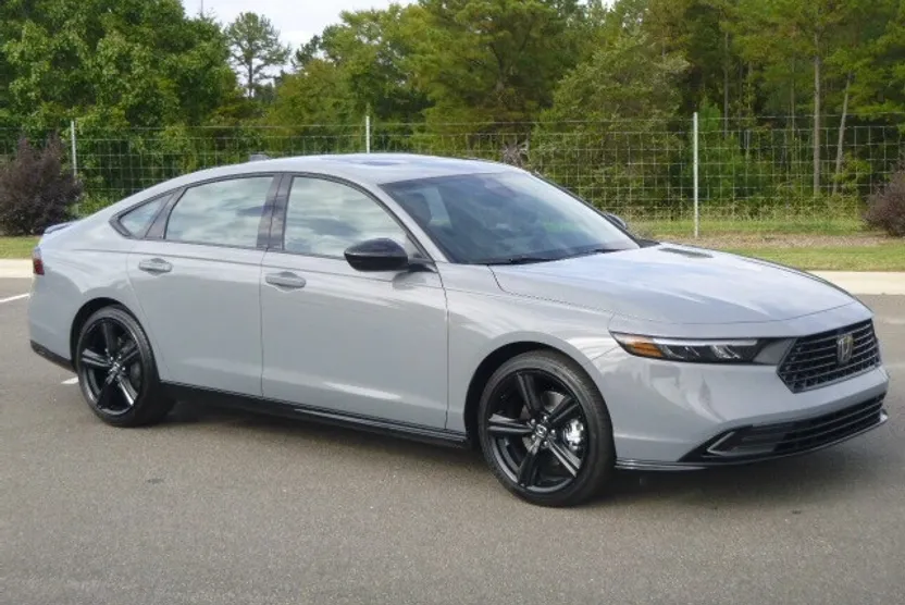 2025 Honda Accord Hybrid Sport-L photo 1