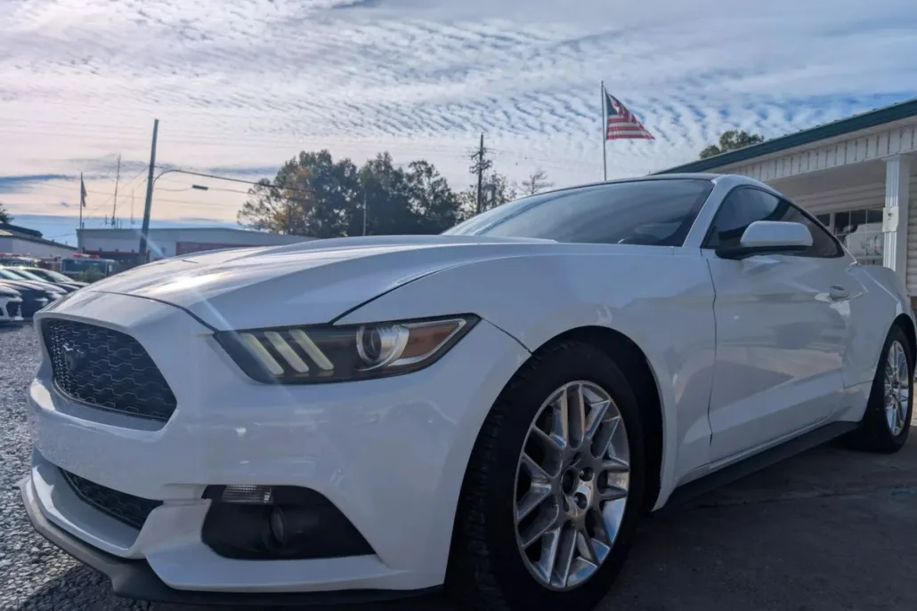 2017 Ford Mustang EcoBoost Premium photo 1