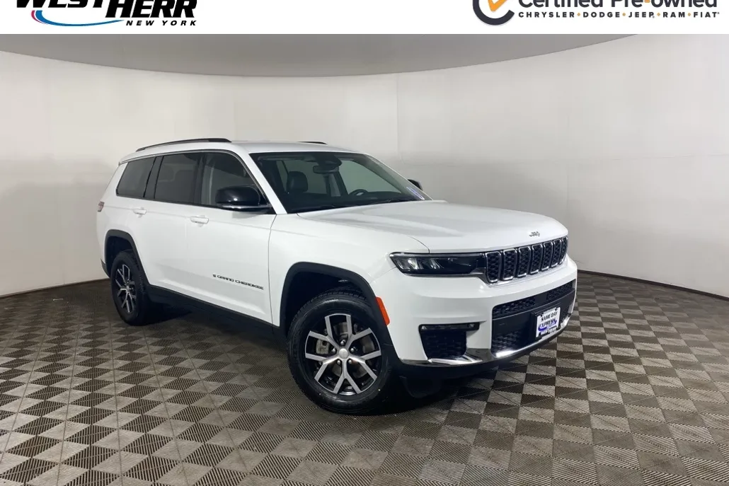 2023 Jeep Grand Cherokee Limited photo 1