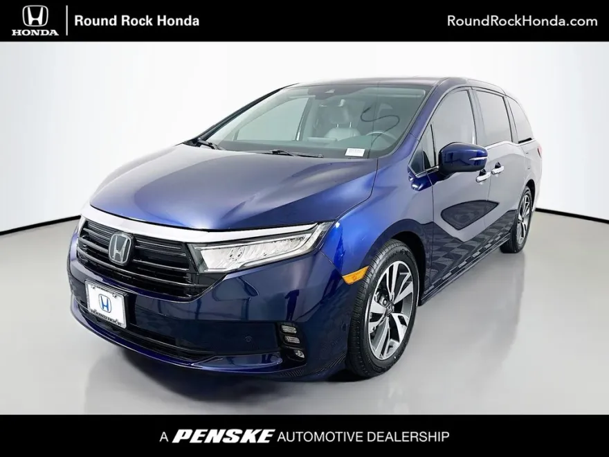2023 Honda Odyssey Touring photo 1