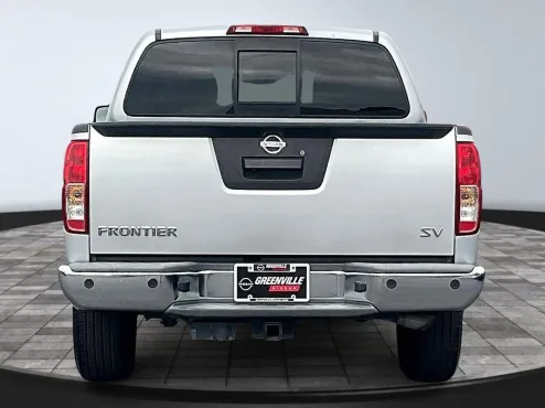 2017 Nissan Frontier SV photo 4