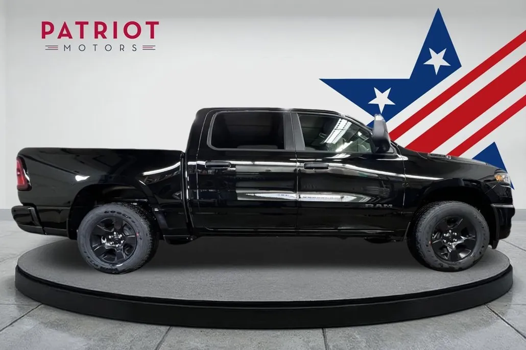2025 Ram 1500 Tradesman photo 1