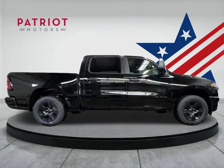 2025 Ram 1500 Tradesman photo 1