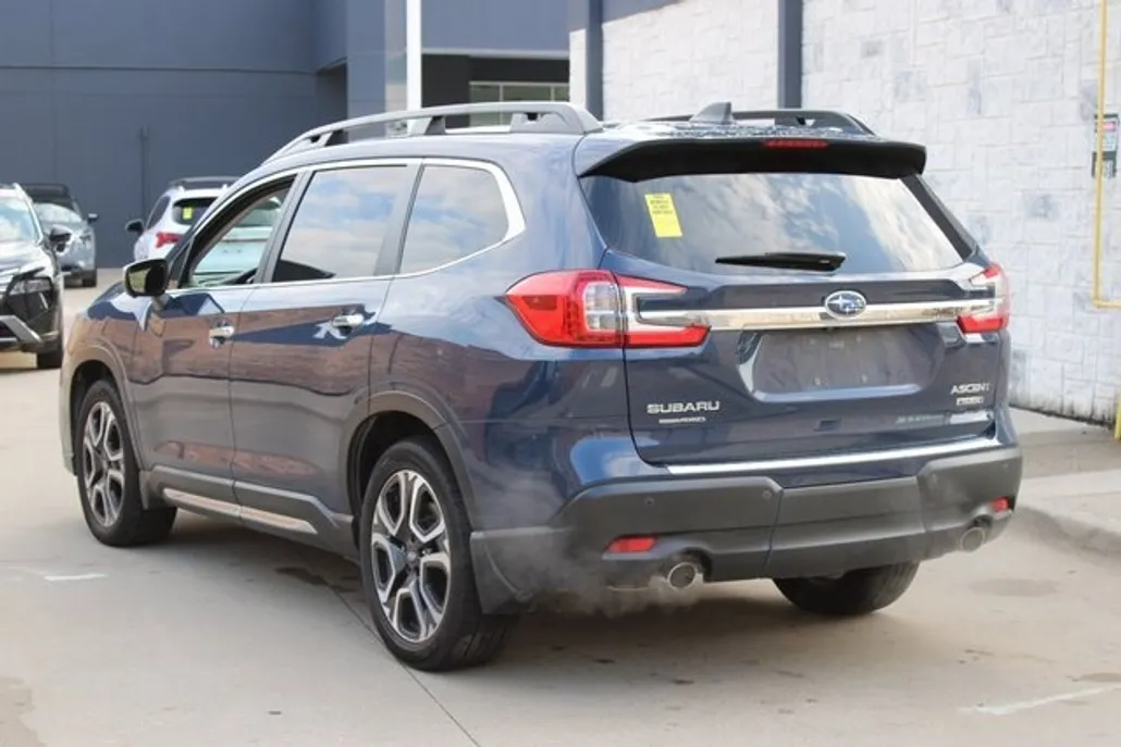 2023 Subaru Ascent Touring photo 1