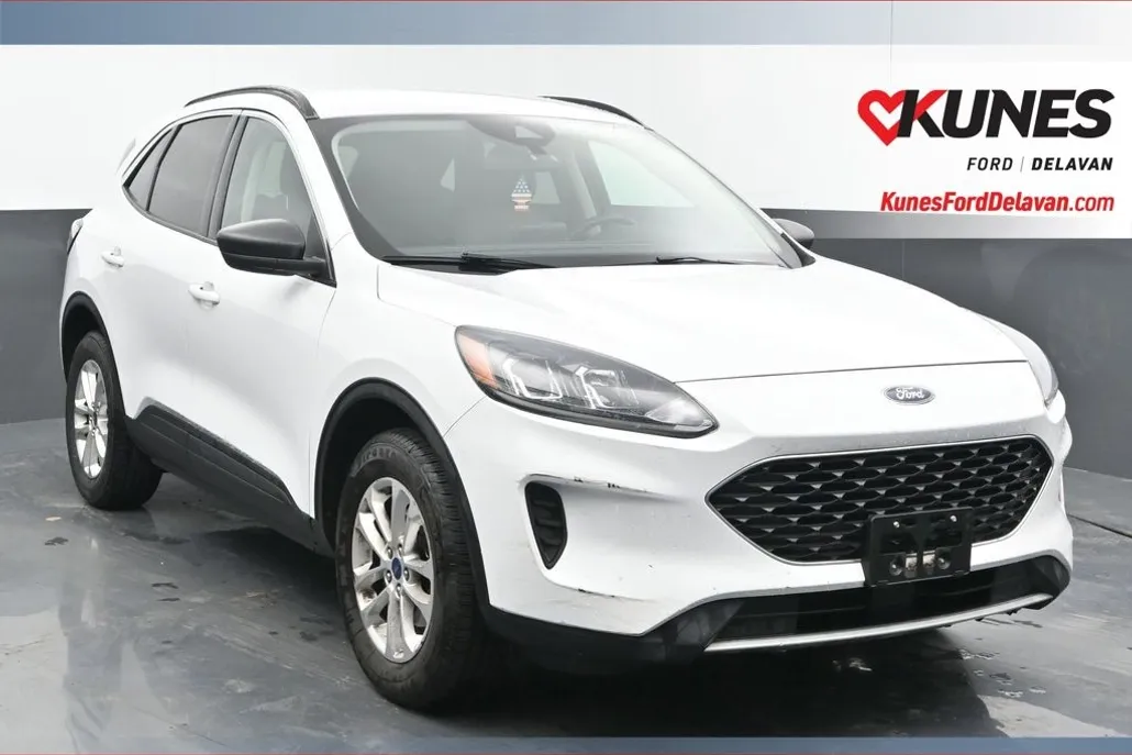 2022 Ford Escape SE photo 1
