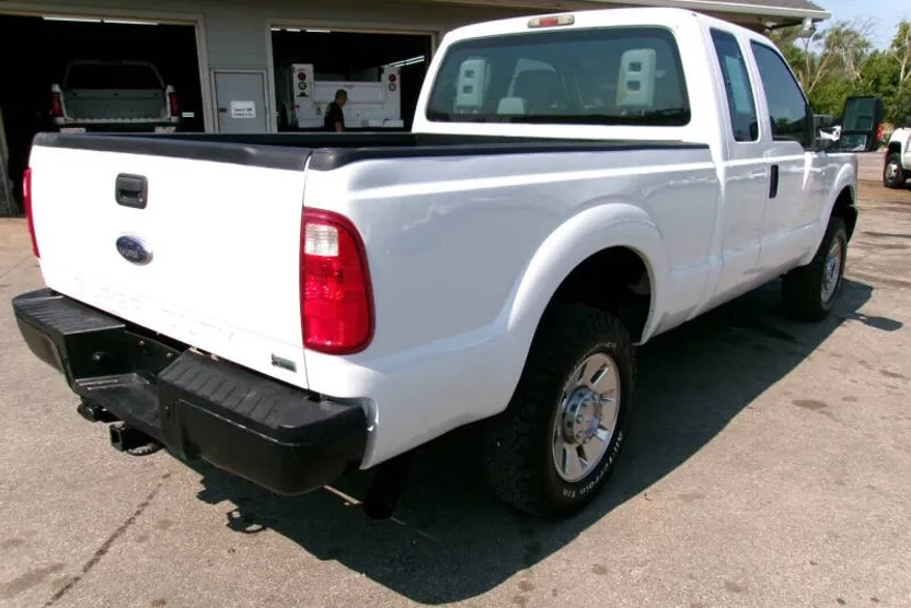 2011 Ford F-250 XL photo 1