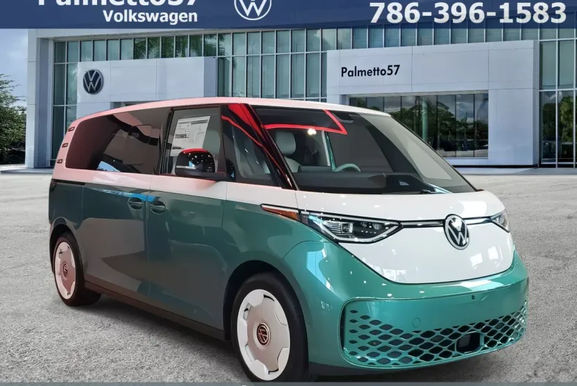 2025 Volkswagen ID. Buzz photo 1