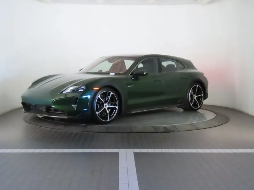 2025 Porsche Taycan Turbo Cross Turismo photo 1