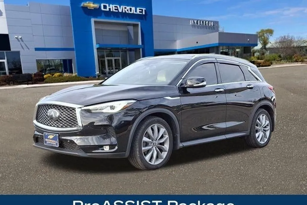 2019 Infiniti QX50 Essential photo 1