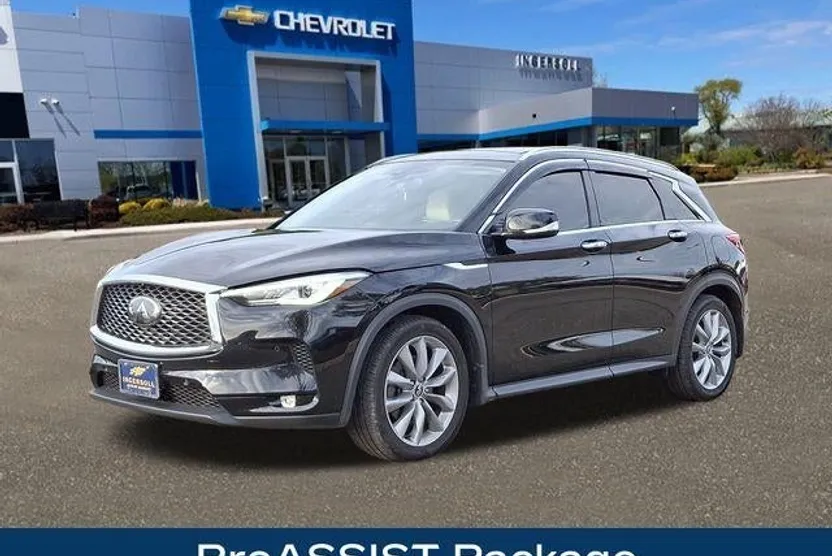 2019 Infiniti QX50 Essential photo 1