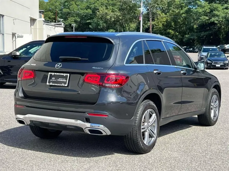 2021 Mercedes Benz GLC 300 photo 1