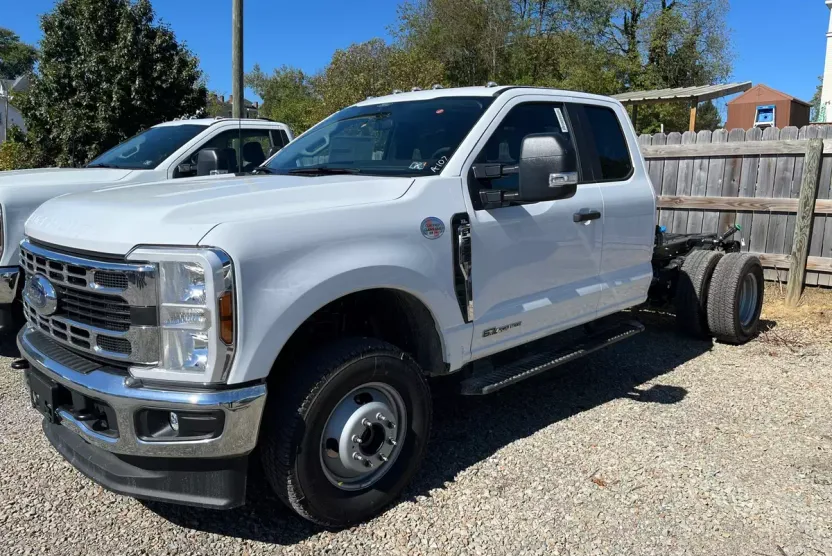 2026 Ford F-350 XL photo 1