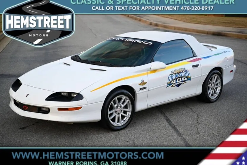 1997 Chevrolet Camaro Z28 photo 1