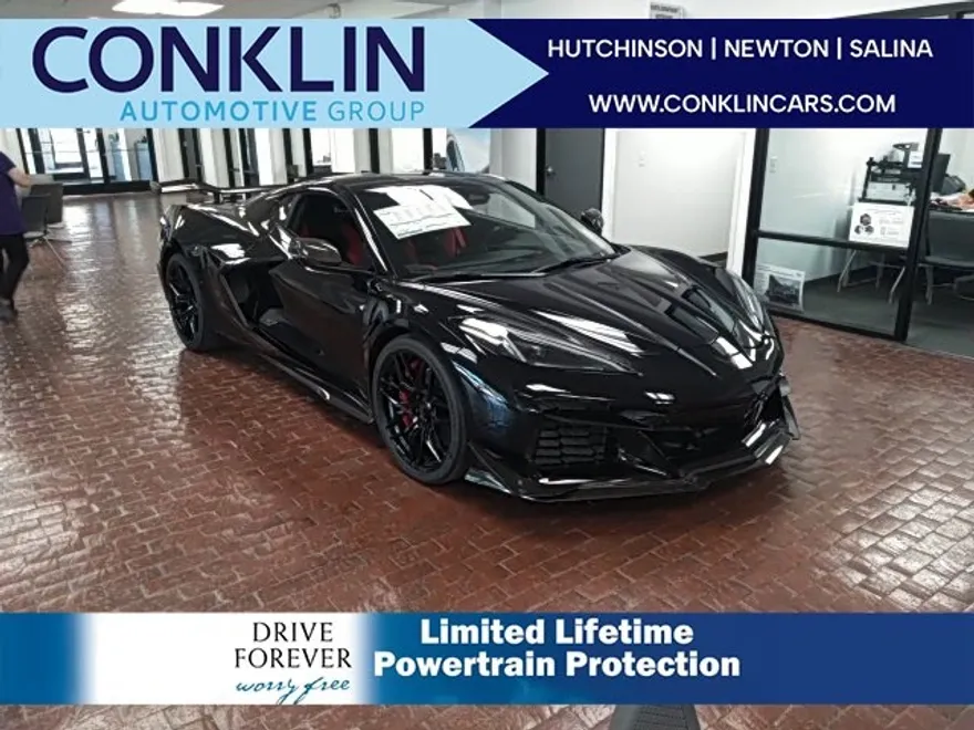 2025 Chevrolet Corvette Z06 3LZ photo 1