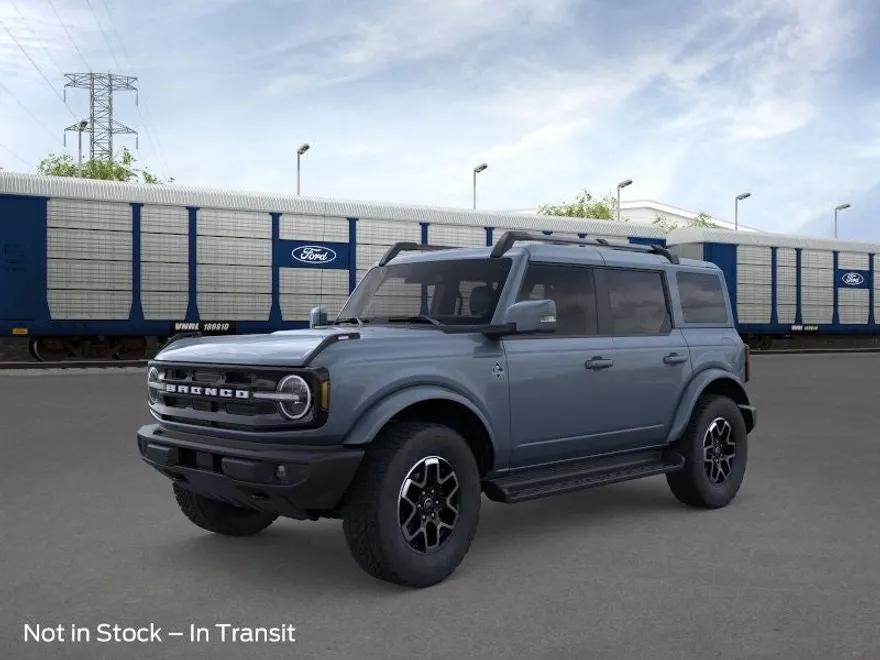 2025 Ford Bronco Outer Banks photo 1