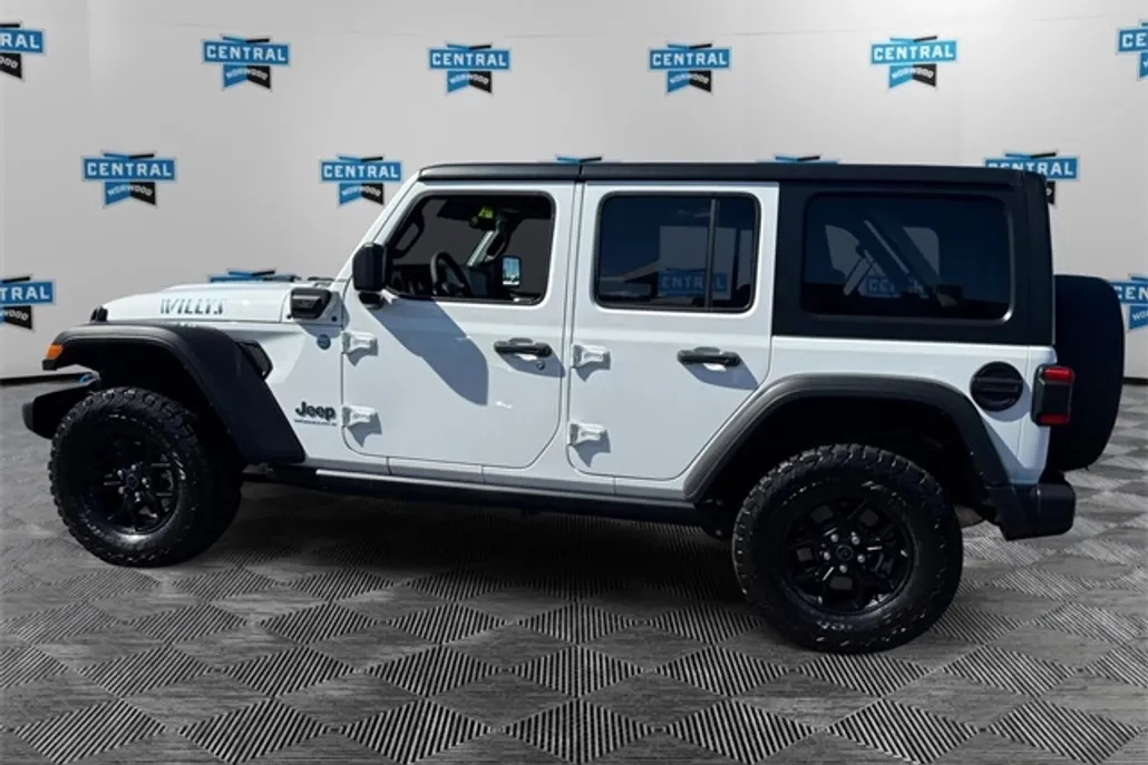 2024 Jeep Wrangler Willys 4xe photo 1