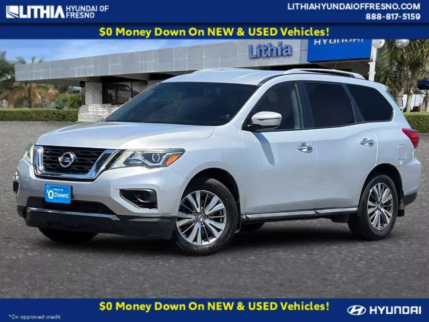 2018 Nissan Pathfinder S photo 1