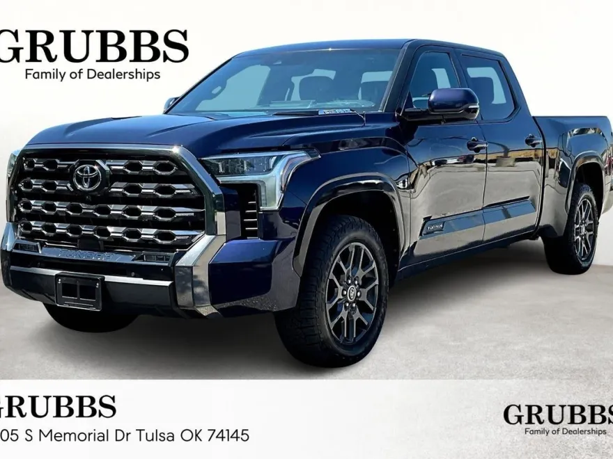 2023 Toyota Tundra Platinum photo 1