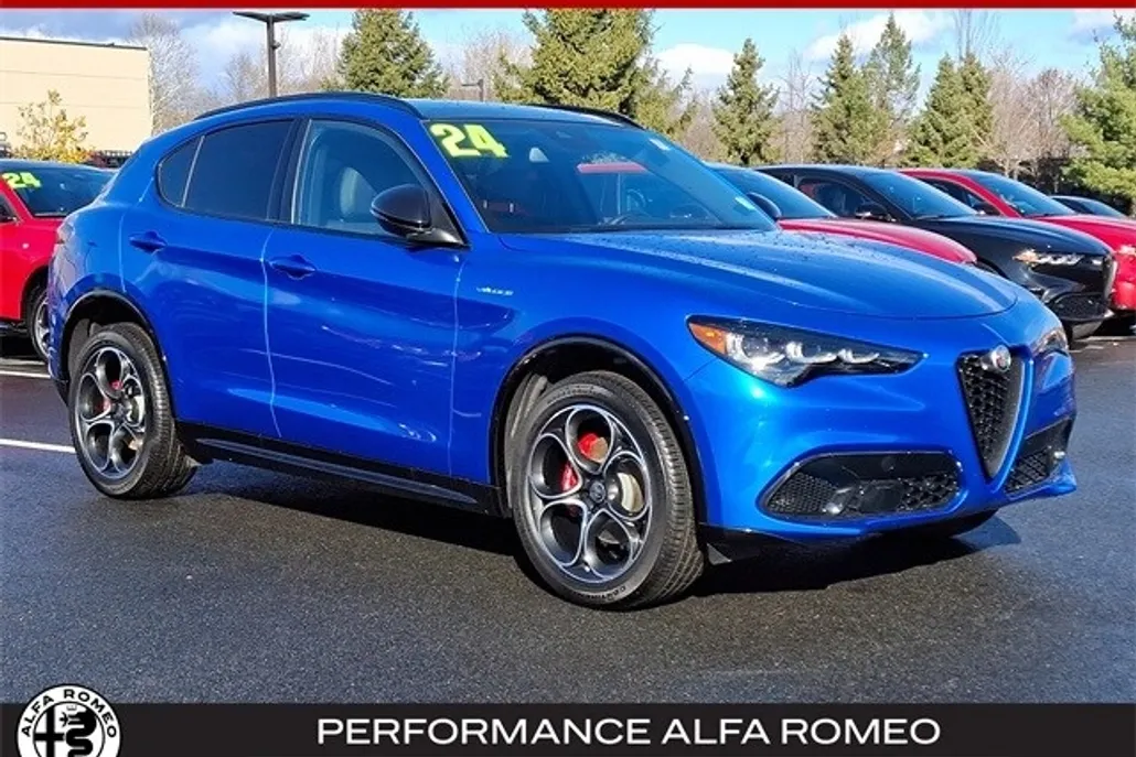 2024 Alfa Romeo Stelvio Ti photo 1