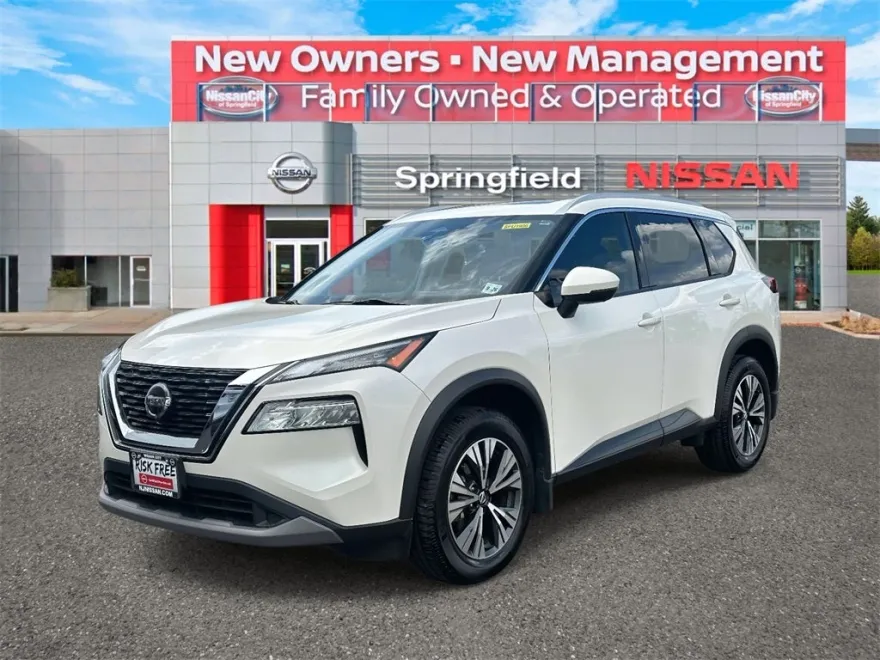 2021 Nissan Rogue SV photo 1
