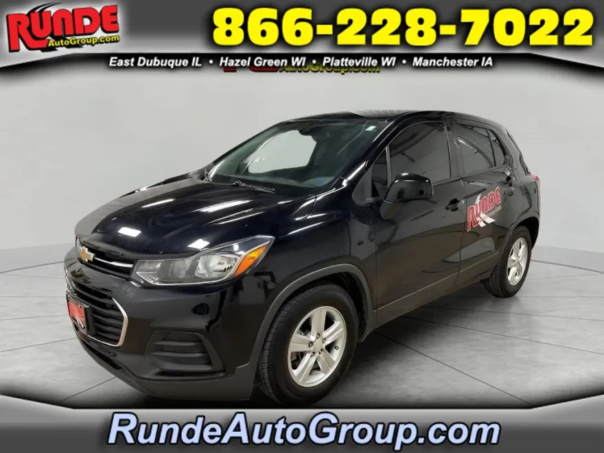 2020 Chevrolet Trax LS photo 1