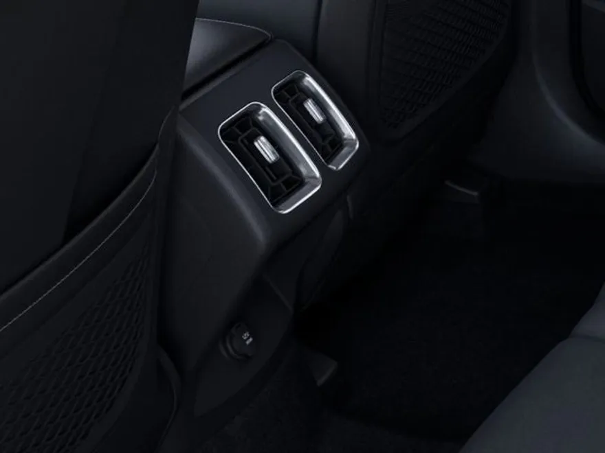 2025 Kia Sorento LX photo 24