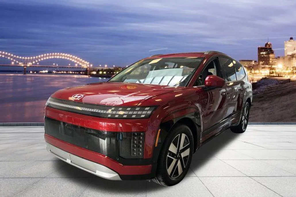 2026 Hyundai Ioniq SEL photo 1