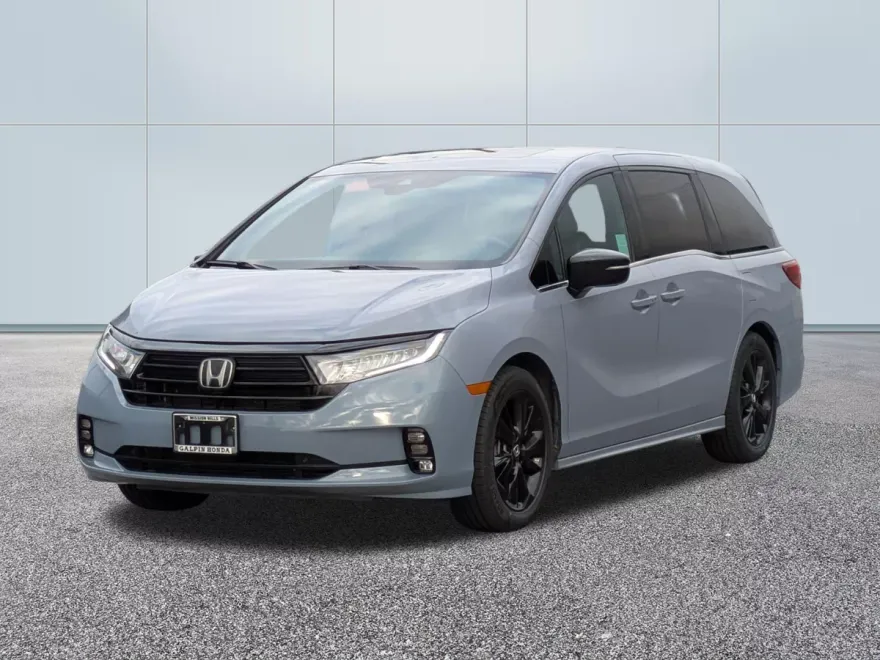 2023 Honda Odyssey Sport photo 1
