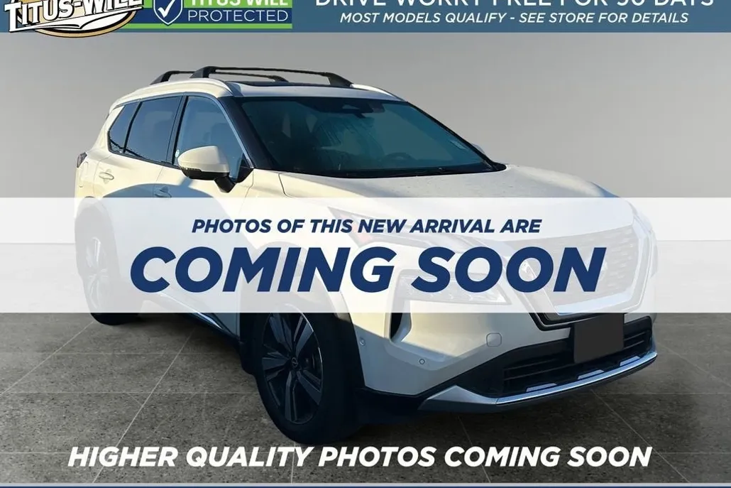 2023 Nissan Rogue Platinum photo 1