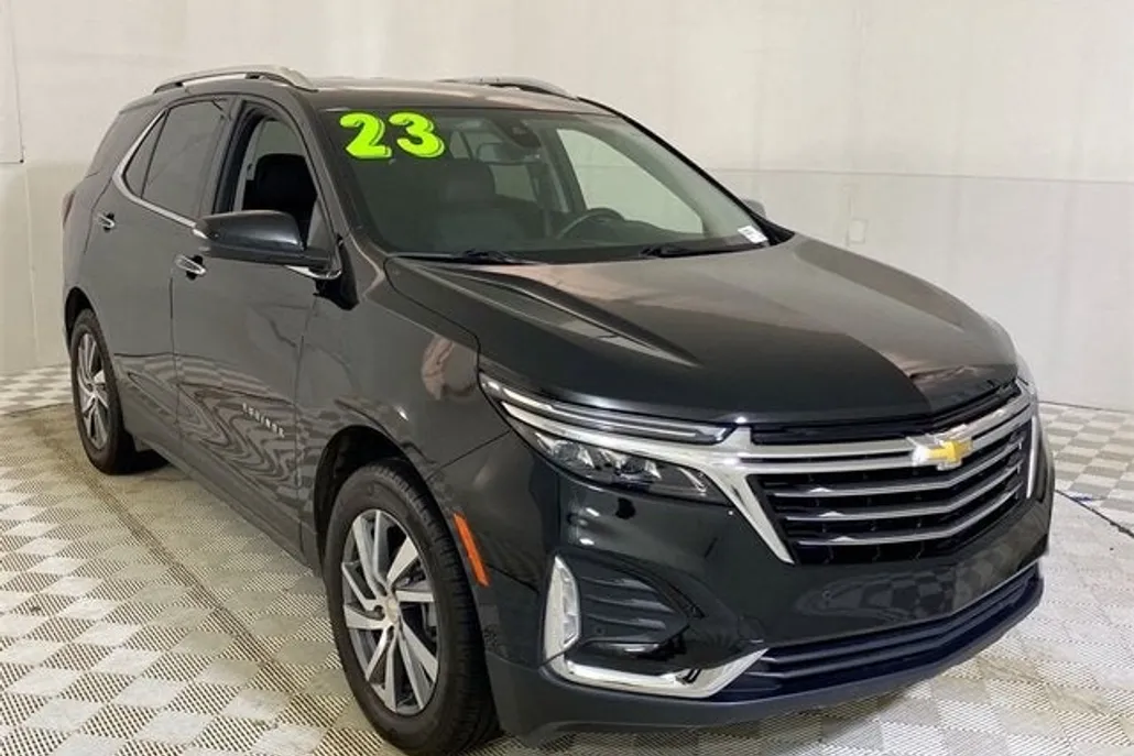 2023 Chevrolet Equinox Premier photo 1
