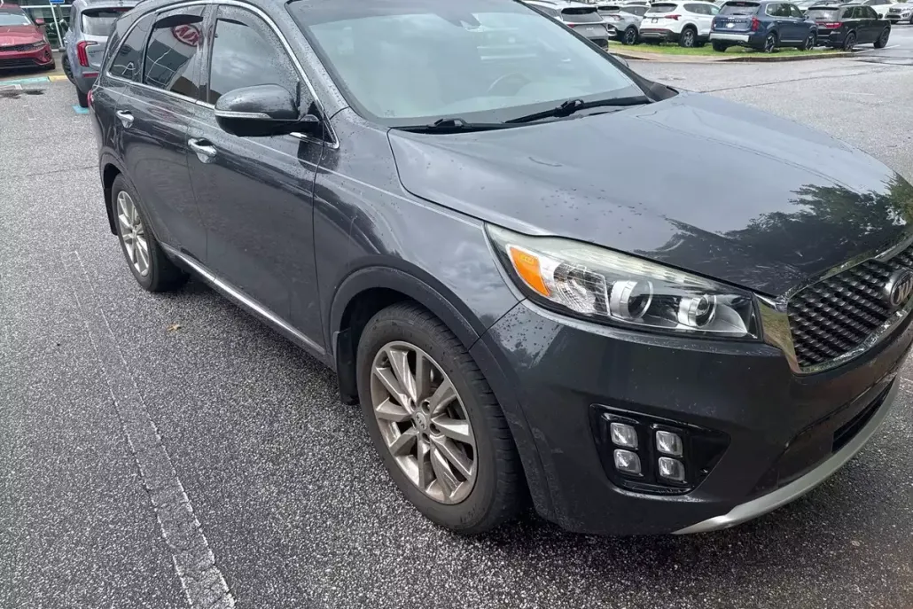 2017 Kia Sorento SX Limited photo 1