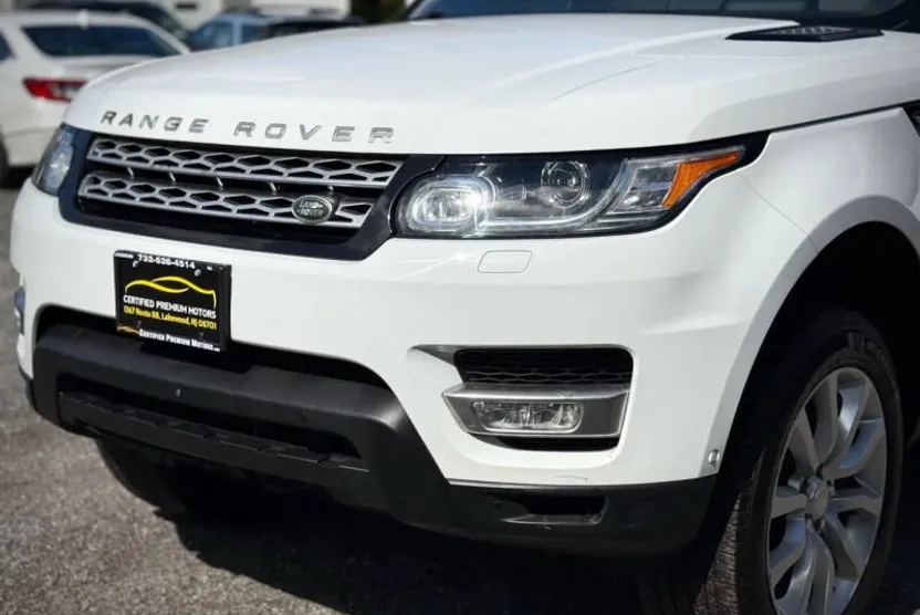 2016 Land Rover Range Rover Sport HSE photo 1