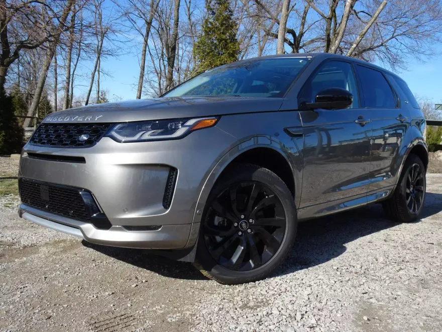 2025 Land Rover Discovery Sport S photo 1