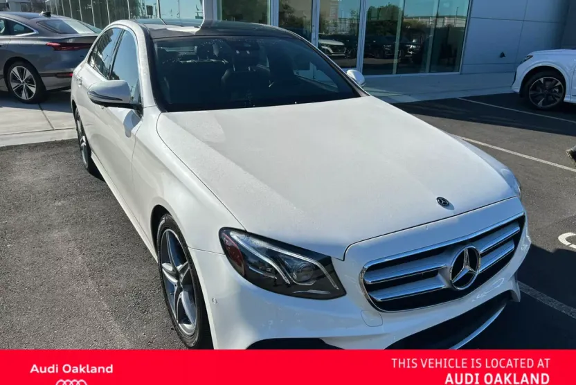 2019 Mercedes Benz E 300 photo 1