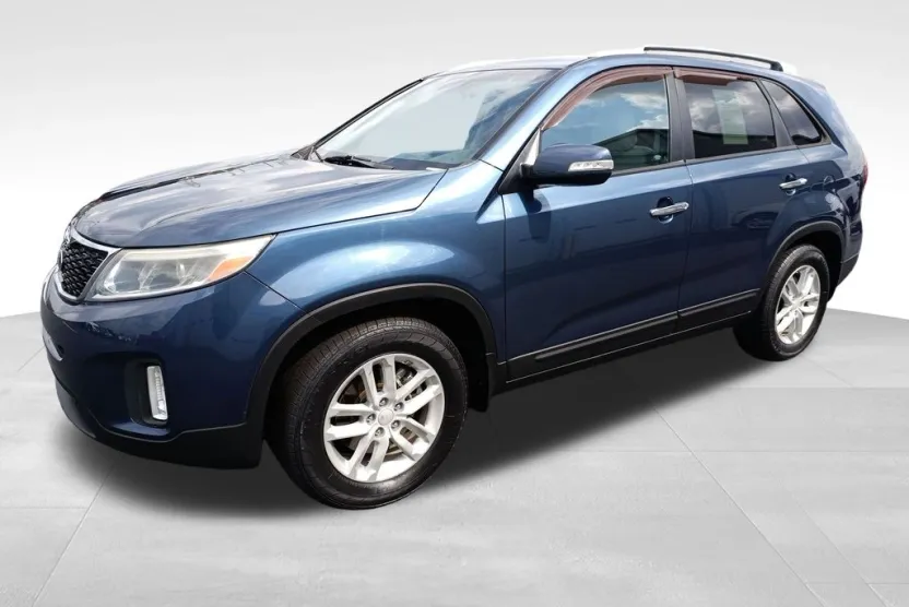 2015 Kia Sorento LX photo 1