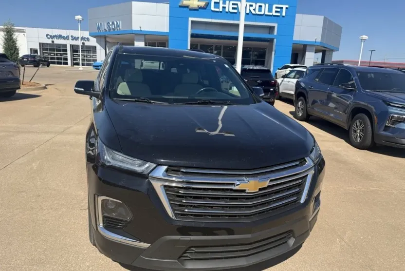 2022 Chevrolet Traverse Cloth photo 1