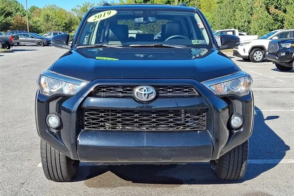 2019 Toyota 4Runner SR5 Premium photo 1